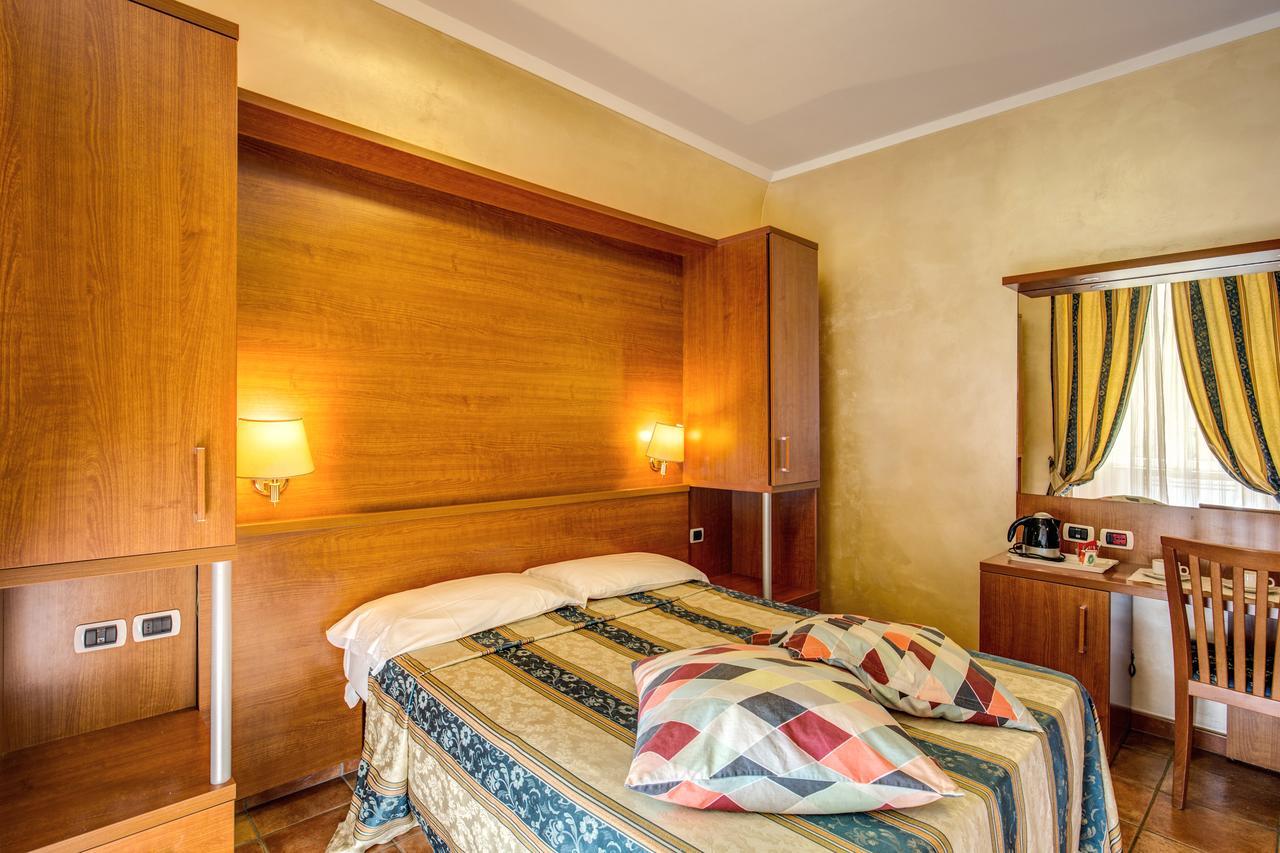 Hotel Maryelen 2 Rome Buitenkant foto